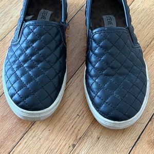 Steve Madden slip on sneakers for girls. Size 12